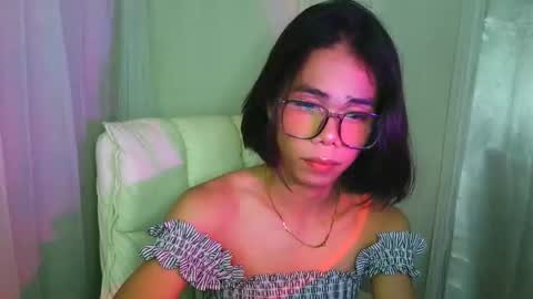 sluttypatotie online show from September 24, 5:05 pm