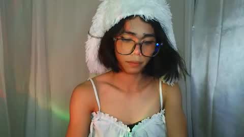 sluttypatotie online show from September 27, 3:06 pm