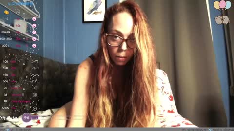 SluttySarah2467 online show from December 26, 12:46 am