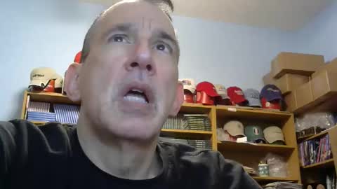 Snapshot of sluttyslave81 chatting on February 12, 8:31 am sluttyslave81 online show from February 12, 8:31 am