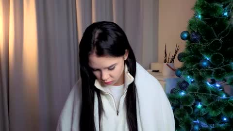 Lily online show from January 12, 1:05 pm