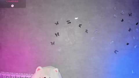 Snapshot of smaillev chatting on October 8, 8:17 pm Melani online show from October 8, 8:17 pm