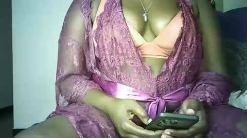 smalboobs online show from October 2, 7:04 am