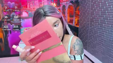 Mariana Torres online show from October 25, 1:51 pm