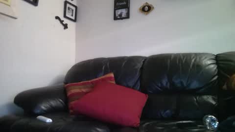 Snapshot of smallcckkoda chatting on January 3, 11:55 pm Koda online show from January 3, 11:55 pm