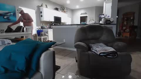 Daddy online show from January 23, 1:45 pm