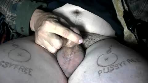 pussyfree4eva online show from June 26, 11:25 am