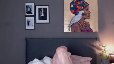 Anna no bbbbybybbabebyy just Anna. And dont call me mom please. online show from December 3, 7:05 am