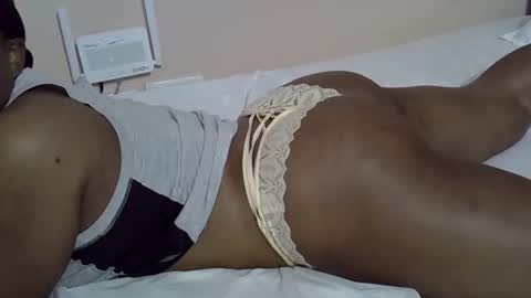 Snapshot of smart_lilly chatting on March 9, 6:56 pm smart_lilly online show from March 9, 6:56 pm