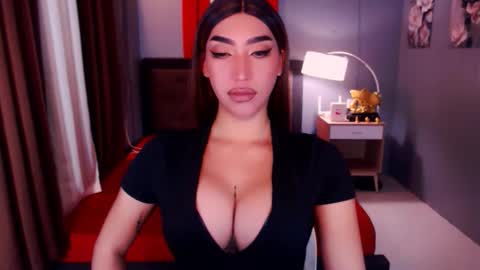 smasherqueen online show from May 5, 8:11 am