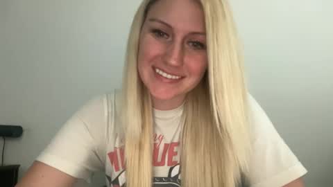 smexxii93 online show from November 2, 7:05 pm