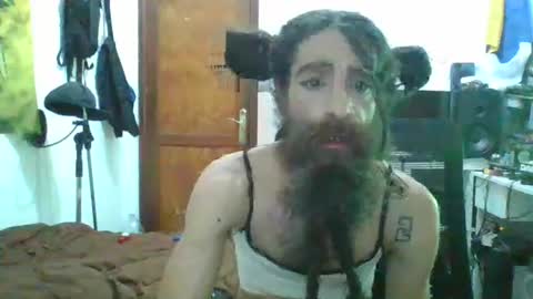 Snapshot of smile3555 chatting on October 12, 8:30 pm willy online show from October 12, 8:30 pm