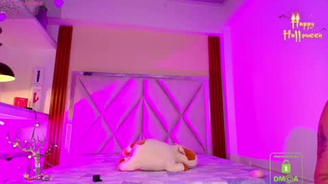 Snapshot of smile__1 chatting on September 22, 1:40 am smile__1 online show from September 22, 1:40 am