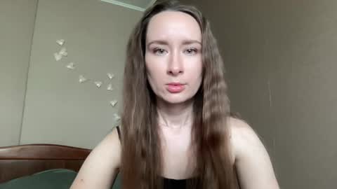 smilequeen_ online show from October 5, 10:35 am