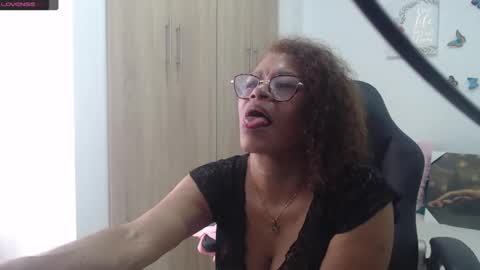 Smileth online show from February 22, 5:24 pm