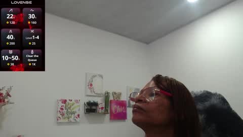 Smileth online show from October 2, 1:07 pm