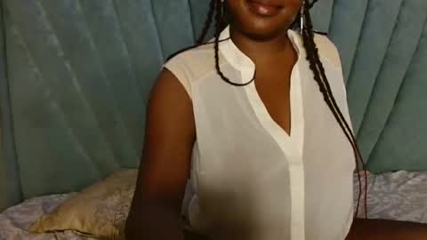 smiley_berry online show from December 21, 11:34 pm