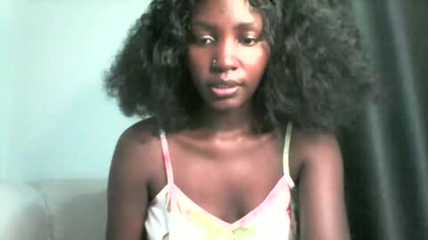 Snapshot of smileykesh chatting on September 17, 6:31 pm smileykesh online show from September 17, 6:31 pm