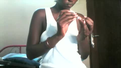 Snapshot of smileykesh chatting on November 17, 5:57 am smileykesh online show from November 17, 5:57 am