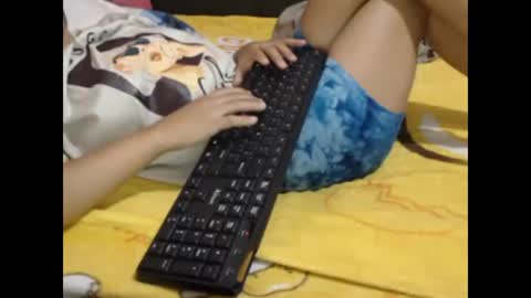 smilingbutt online show from October 8, 2:47 pm