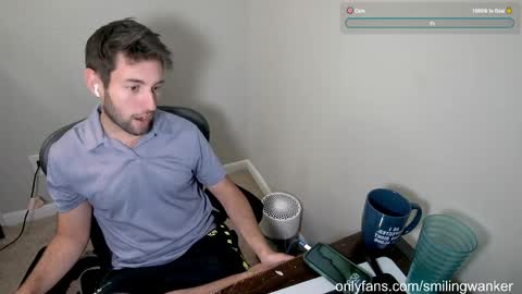 Snapshot of smilingwanker chatting on April 27, 8:29 pm smilingwanker online show from April 27, 8:29 pm