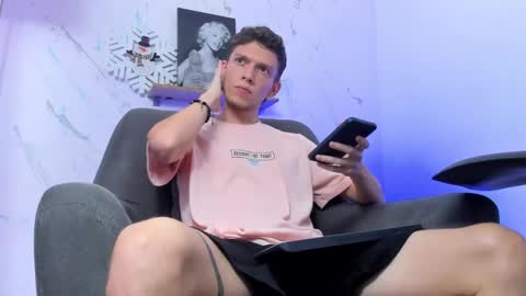 SMIT  online show from December 28, 7:54 pm