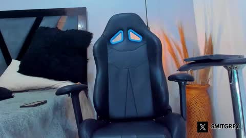 SMIT  online show from February 21, 9:49 pm