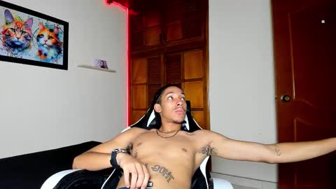 smitt jr online show from January 15, 1:21 am