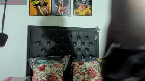 Smith  online show from December 27, 9:00 pm