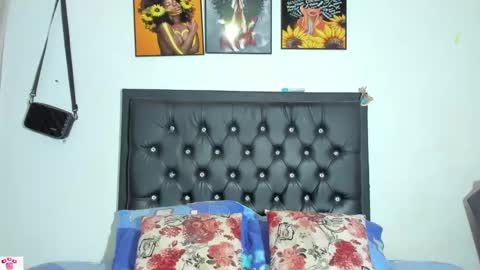 Smith  online show from January 24, 9:26 pm