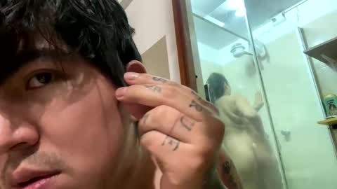 Snapshot of smith_y_ladyagatha chatting on February 22, 1:00 am smith_y_ladyagatha online show from February 22, 1:00 am