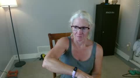 smitheight online show from June 23, 2:53 am