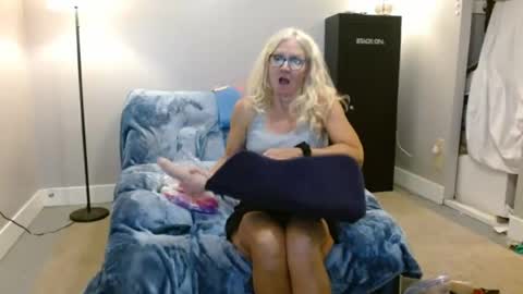 smitheight online show from August 6, 3:52 am