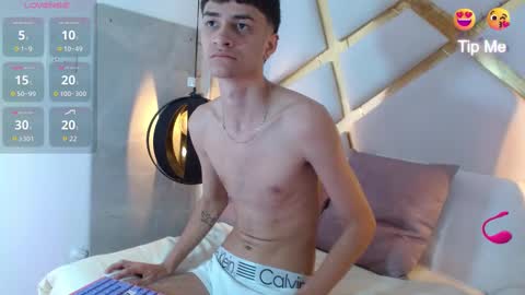 Smithfoxx online show from September 29, 12:21 pm