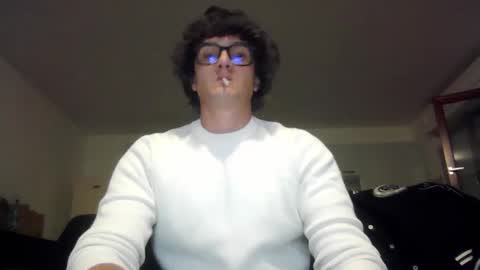 Snapshot of smo98king chatting on December 1, 9:42 pm italian meat online show from December 1, 9:42 pm