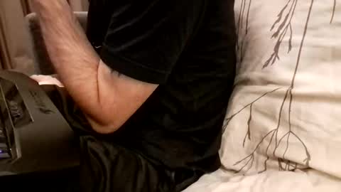 Smokeandwatching online show from November 5, 12:43 am