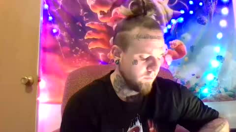 Snapshot of smokebluntafterblunt chatting on December 21, 2:41 am smoke online show from December 21, 2:41 am