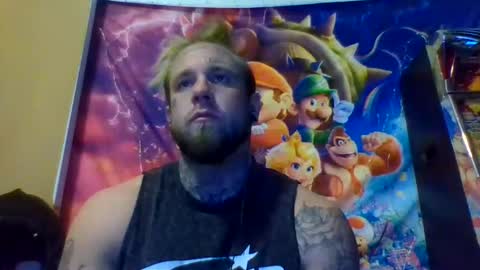 Snapshot of smokebluntafterblunt chatting on December 15, 1:10 am smoke online show from December 15, 1:10 am