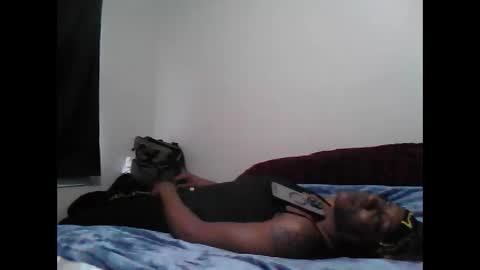 SmokeGoddess35 online show from September 27, 9:20 pm