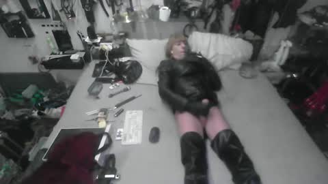 smokeslut365 online show from December 16, 10:15 pm