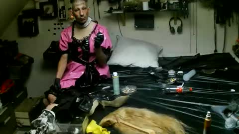 Snapshot of smokeslut365 chatting on June 1, 11:50 pm smokeslut365 online show from June 1, 11:50 pm