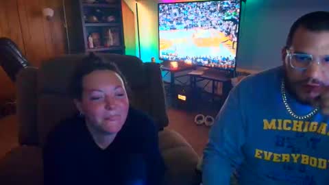 Come Smoke With Us online show from October 26, 1:11 am