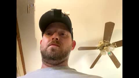 smokeymt420 online show from December 23, 1:35 pm
