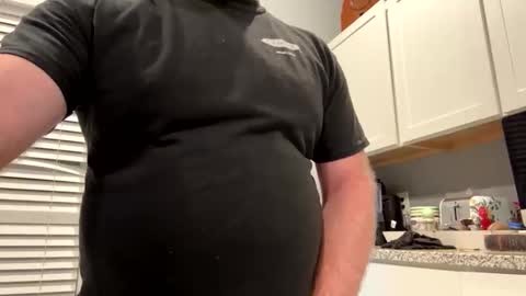 smokeymt420 online show from April 1, 8:26 am