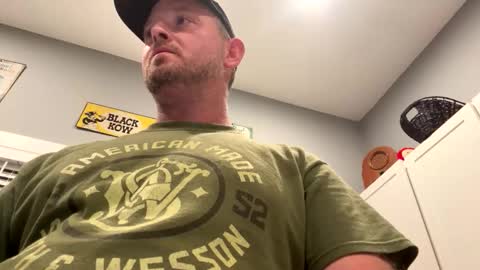 smokeymt420 online show from April 8, 7:41 am