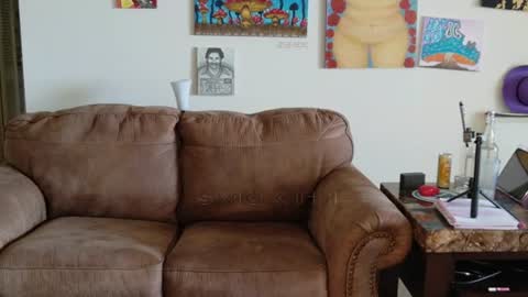 Snapshot of smokihippi chatting on June 21, 5:15 pm Big Dawg online show from June 21, 5:15 pm