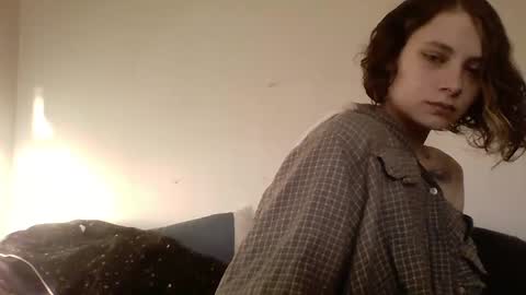 Snapshot of smoothvodka chatting on December 5, 8:55 pm Bambi--Vodka online show from December 5, 8:55 pm