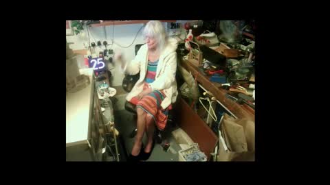 Snapshot of smurfingo99 chatting on November 9, 5:06 am mish online show from November 9, 5:06 am