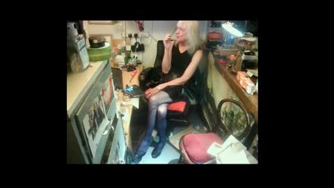 Snapshot of smurfingo99 chatting on November 21, 9:08 am mish online show from November 21, 9:08 am