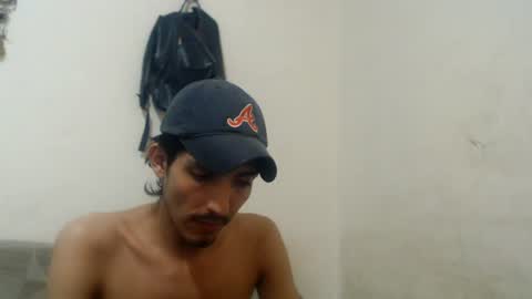 snackontime19 online show from July 17, 9:38 am